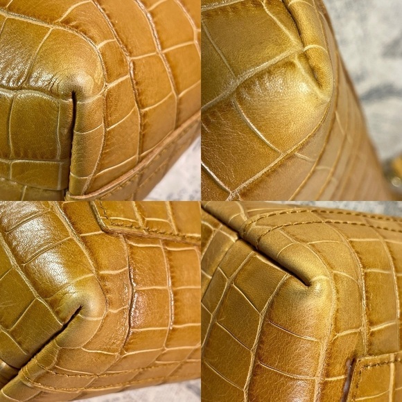 The Zip-Top Small Transport Crossbody: Croc Embossed Leather Edition - Picture 14 of 15